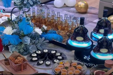 恩施夜场招聘兼职日结工资，做夜场努力就有回报