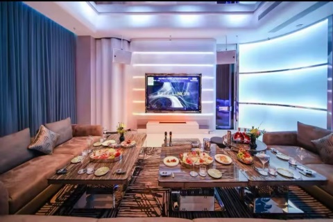 定西夜场邀您加入 绽放青春结交朋友